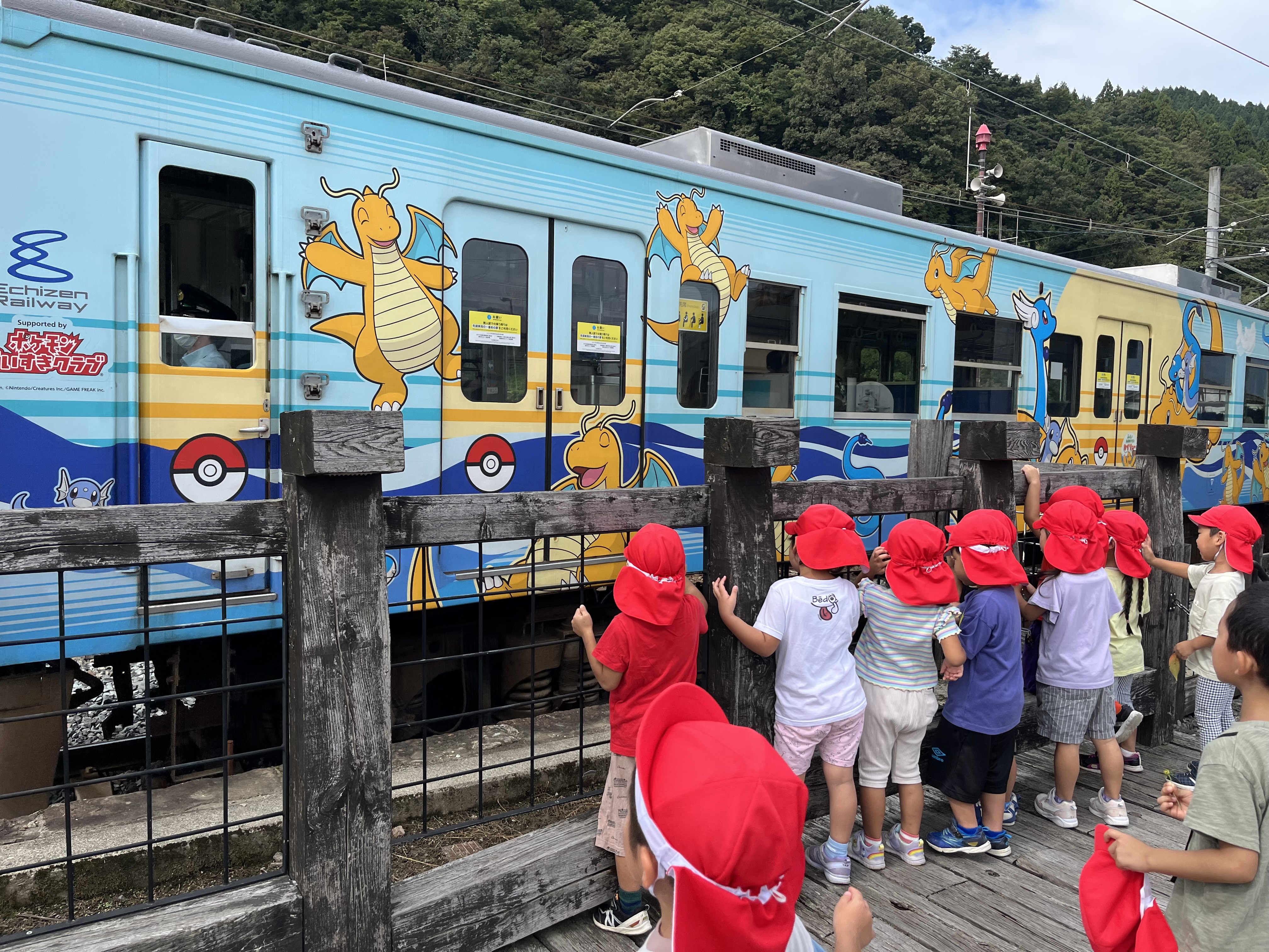 ぶどう　③カイリュー電車を見に行ってきました！